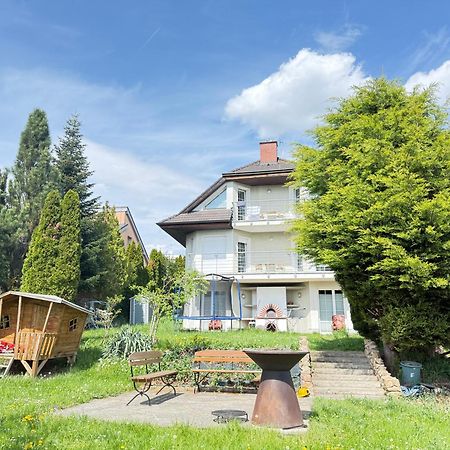 Diamondvilla, 4 Bedroom Apartment, Garden & Spa Prague Luaran gambar