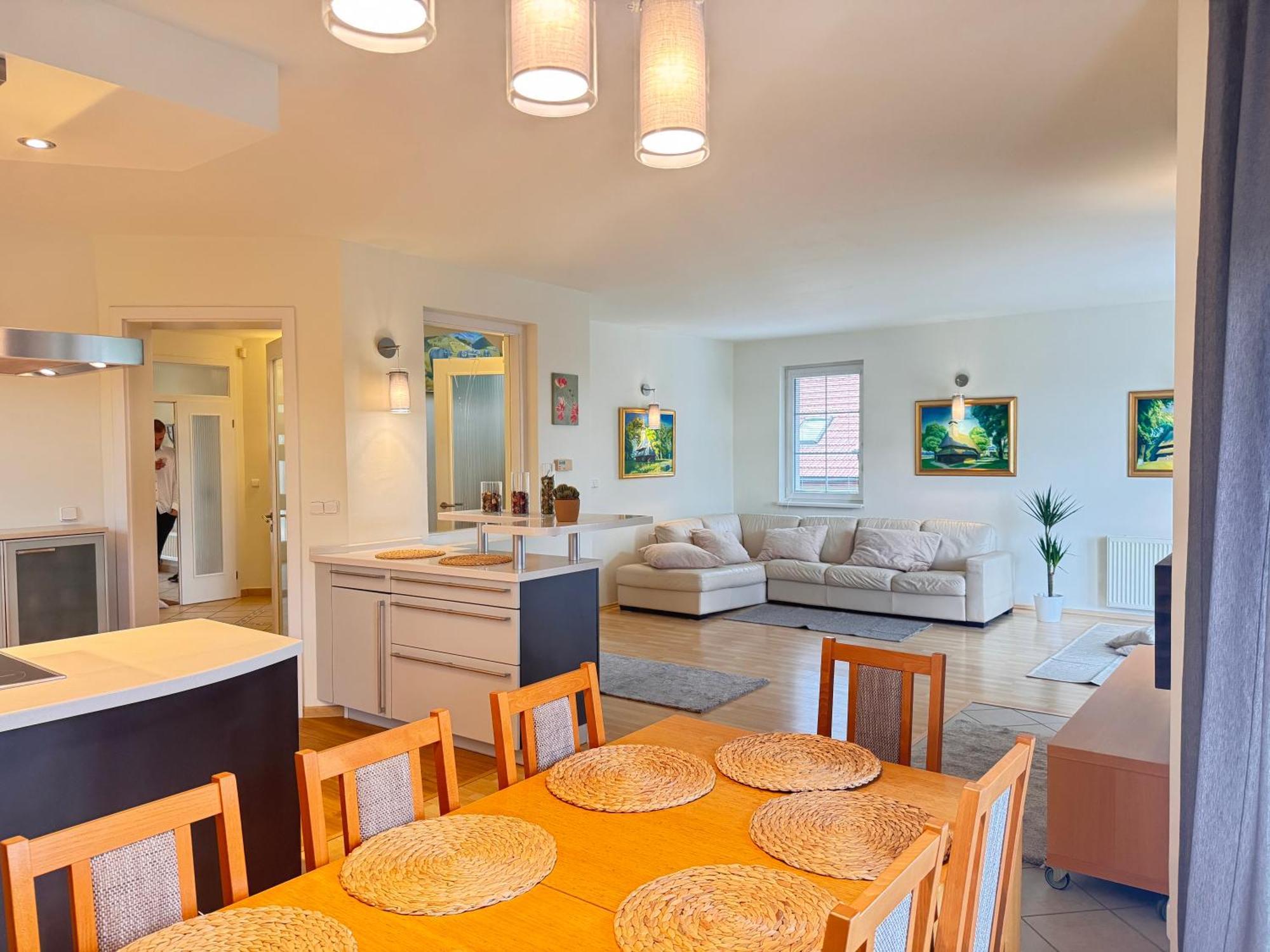 Diamondvilla, 4 Bedroom Apartment, Garden & Spa Prague Luaran gambar