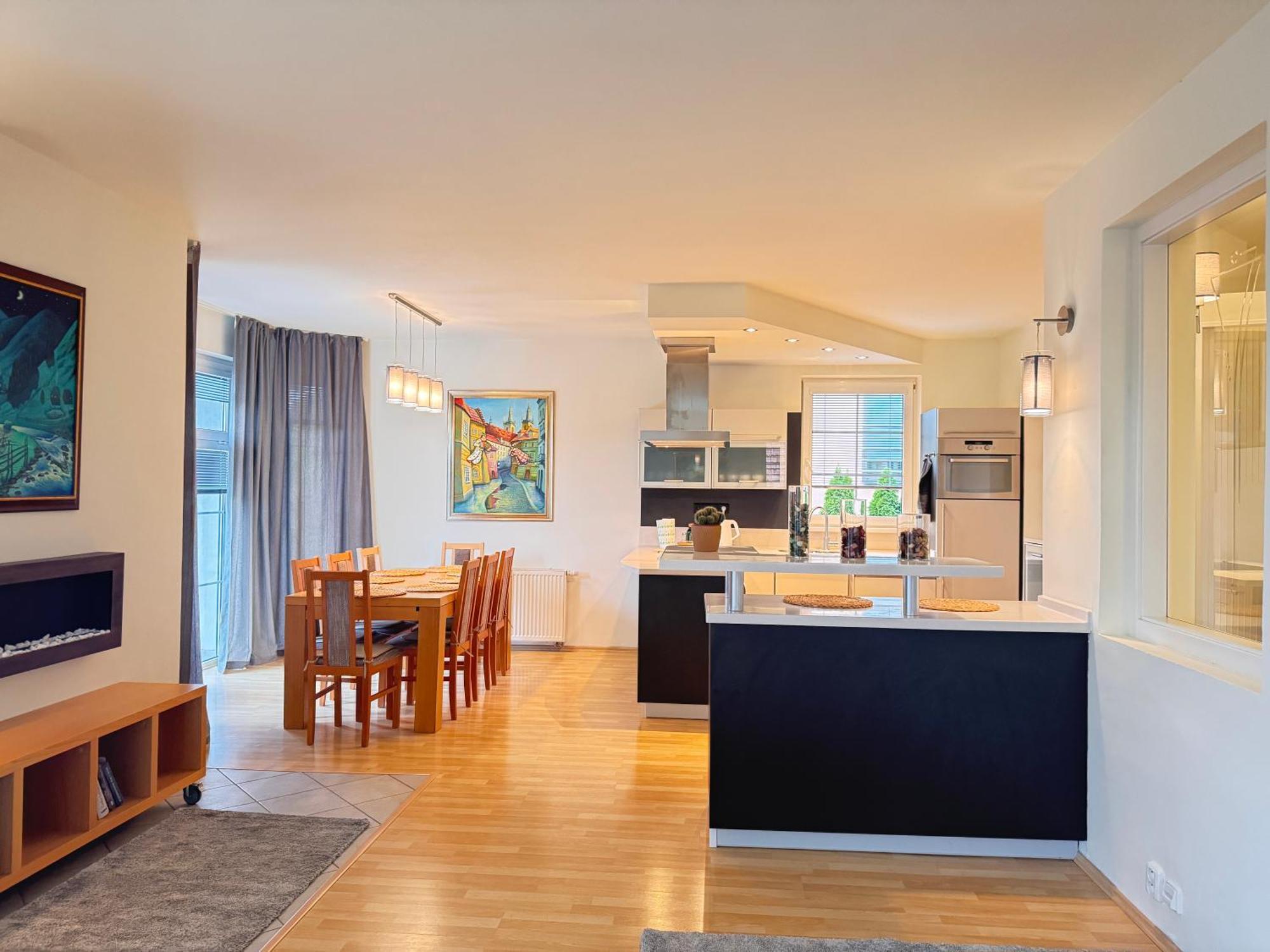 Diamondvilla, 4 Bedroom Apartment, Garden & Spa Prague Luaran gambar